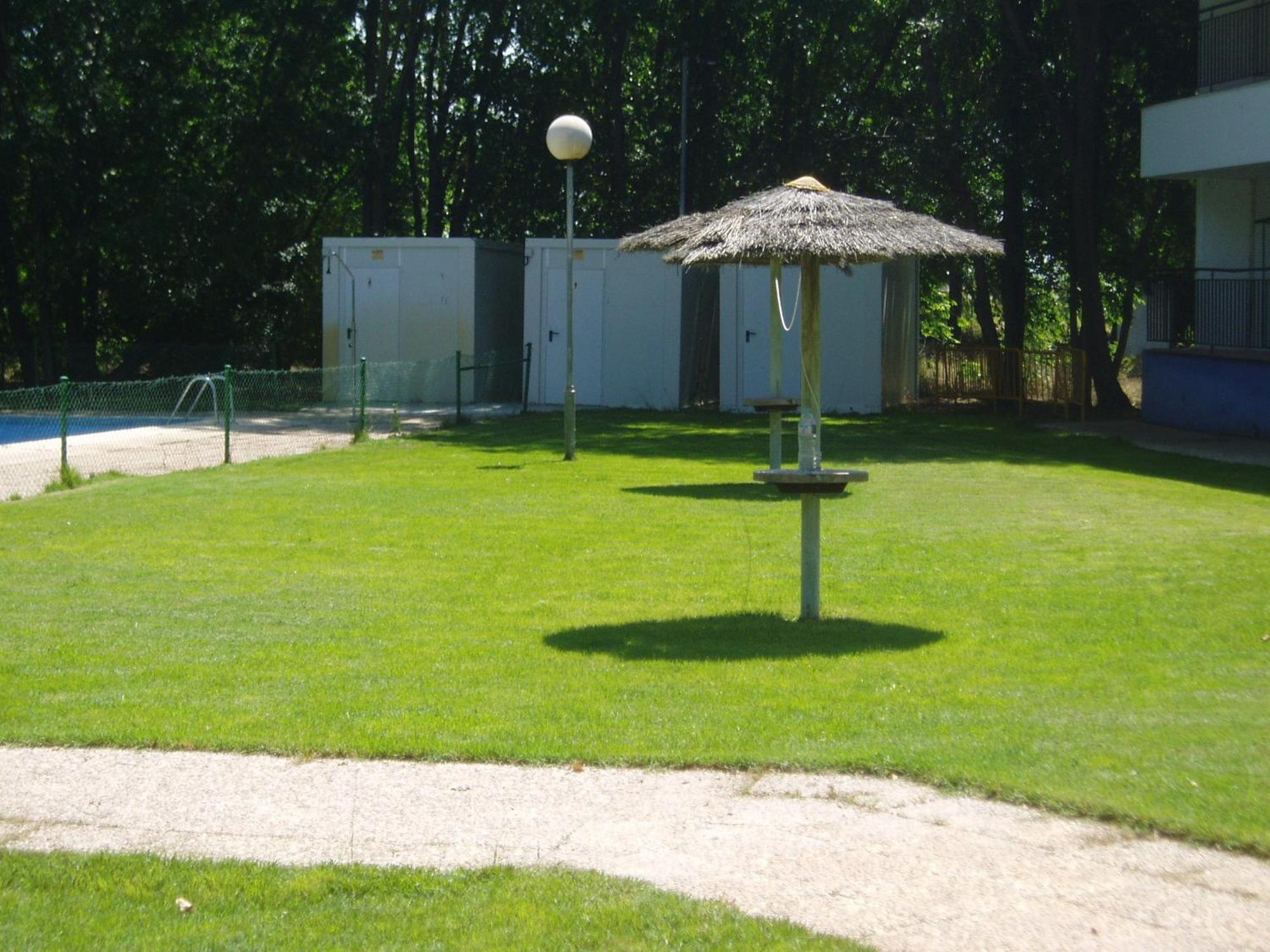 Hotel Manzanares Exteriör bild