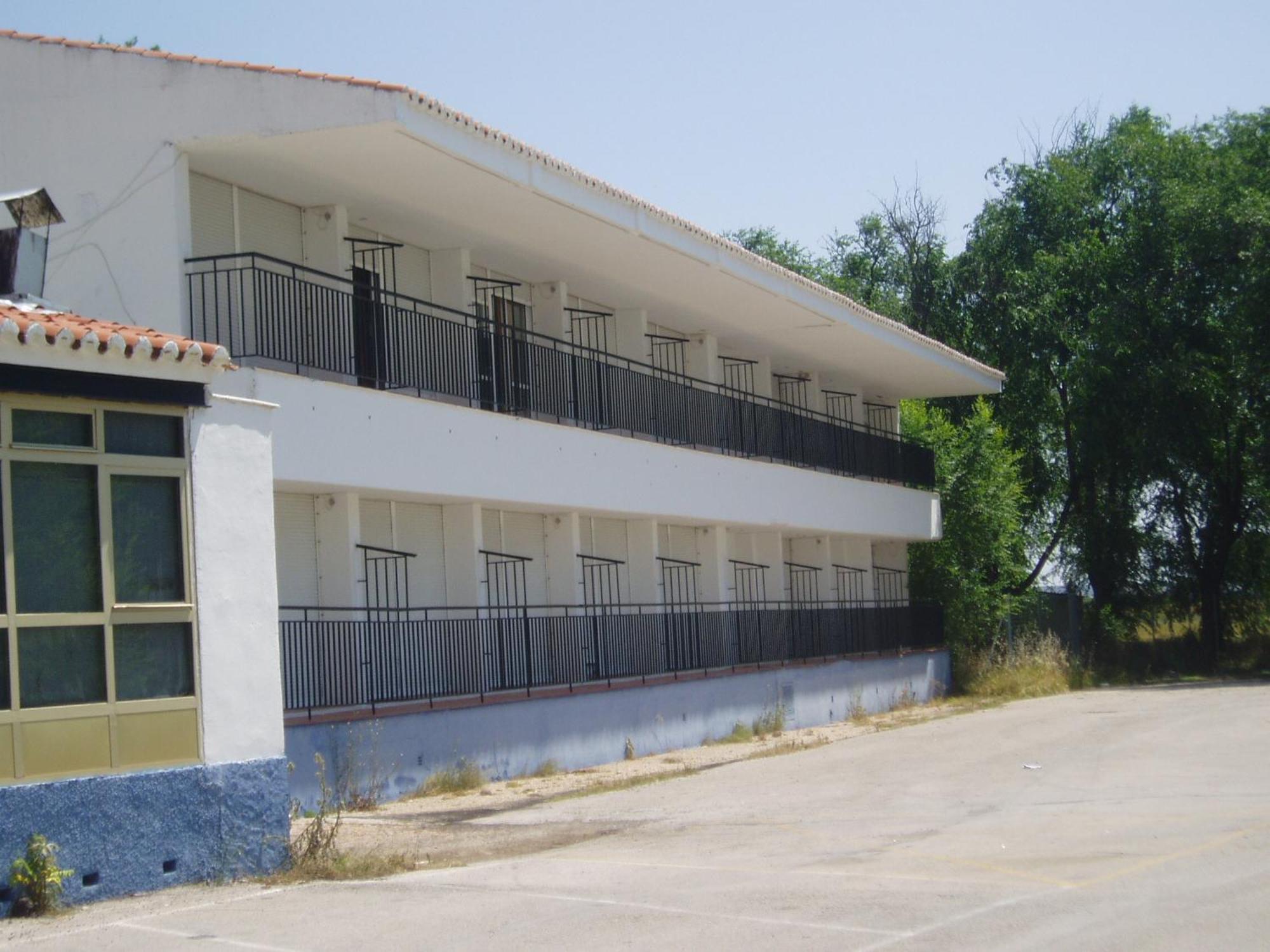 Hotel Manzanares Exteriör bild